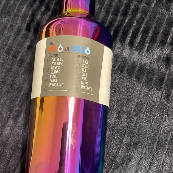 NWT 25oz Rainbow Wine Growler - Picture 2 of 3